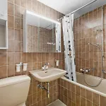 Dents-rousses D4 - 4 Pers - In&out Daire